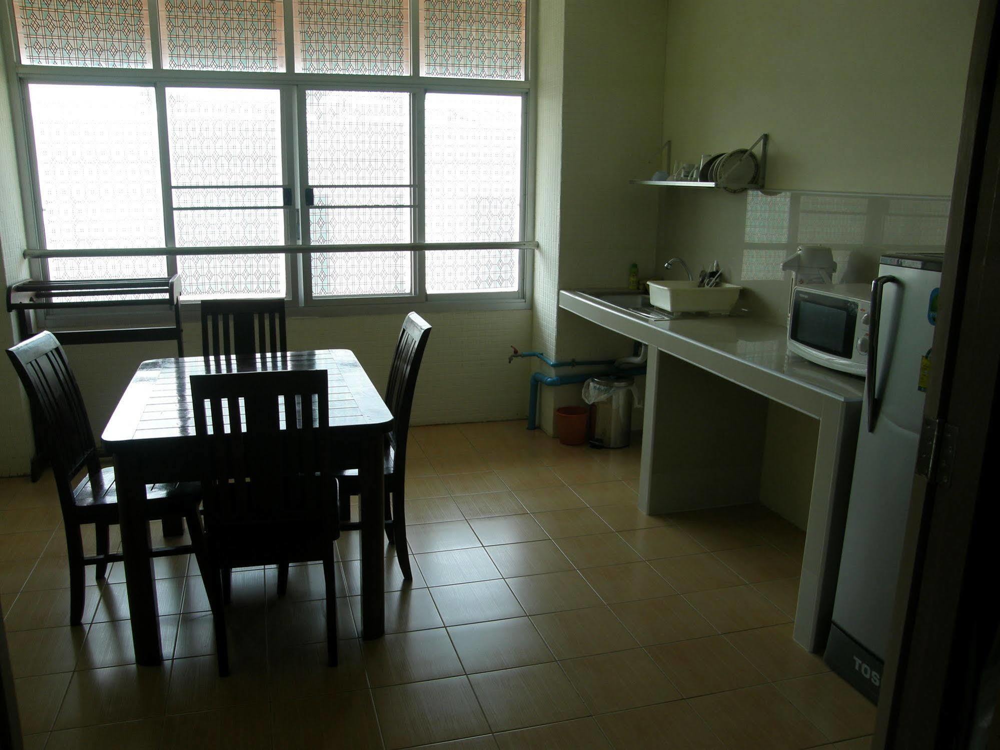 Anchana House Praia de Jomtien Exterior foto