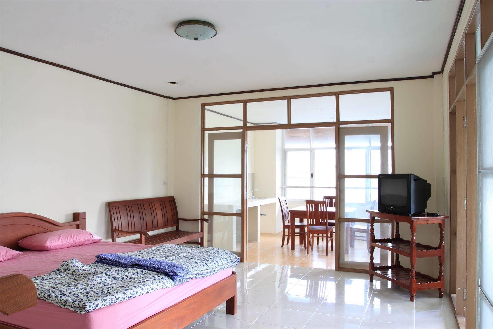 Anchana House Praia de Jomtien Exterior foto